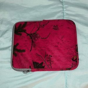 I-Pad/Tablet Case